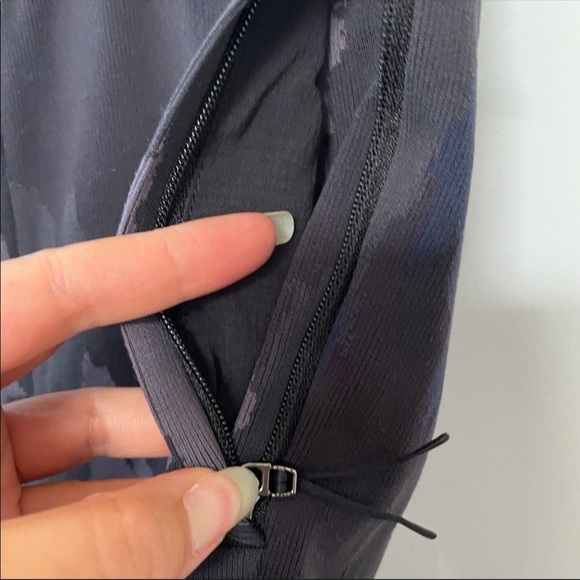 Lululemon Special Edition purple black Robert Geller jogger pants fitted - Picture 5 of 9